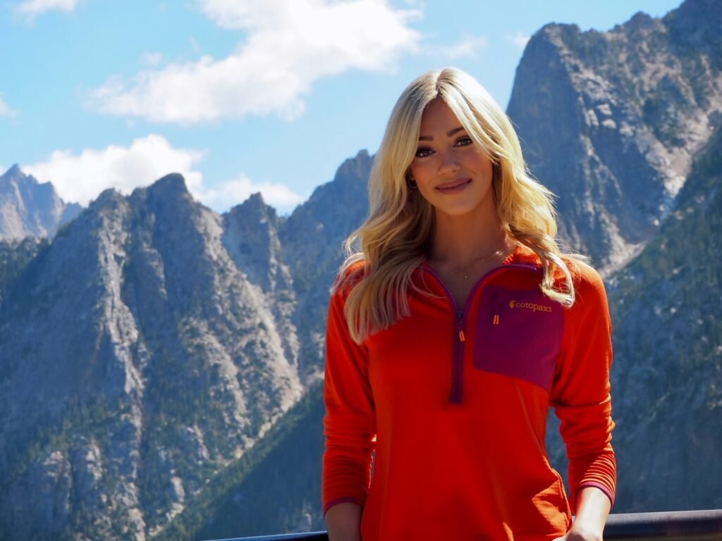 Abby Hornacek height