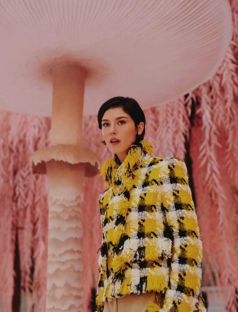 Gracie Abrams Height